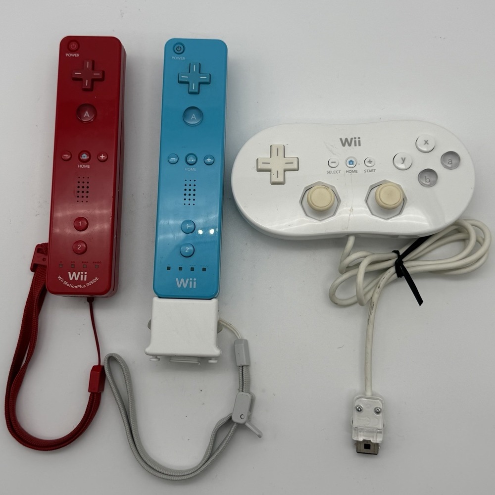 Nintendo Wii OEM Controller Bundle Red Blue Remotes MotionPlus Classic RVL-036